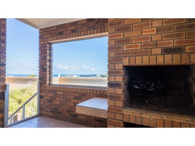 5 Bedroom Property for Sale in Stilbaai Wes Western Cape
